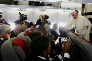 20190910t1222-29870-cns-africa-pope-plane-crop-1-768x510-1.jpg