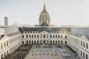 Hommage national aux treize soldats tués (le 25 novembre) au Mali dans la cour des Invalides, 2 décembre.