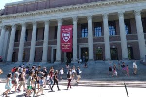 Bibliothèque de l'université de Harvard, Cambridge, Massachusetts.