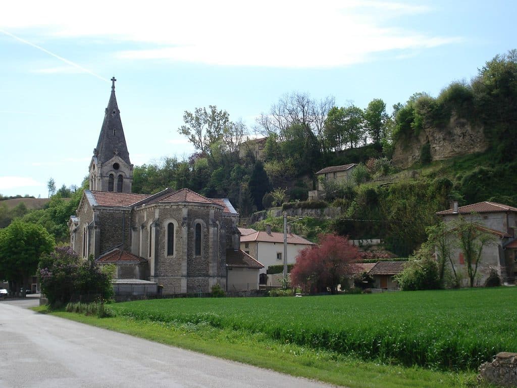 Village de Crépol dans le nord de la Drôme